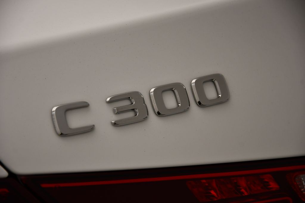 Thumbnail: 2025 Mercedes-Benz C-Class - 9