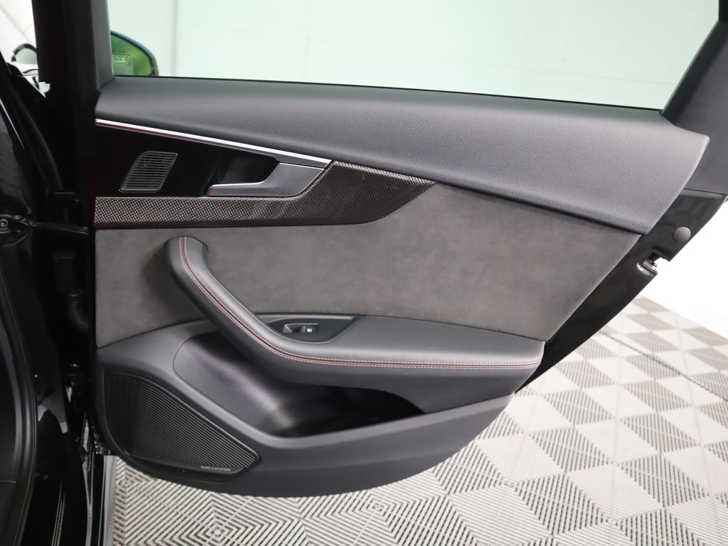 Thumbnail: 2021 Audi S4 - 28