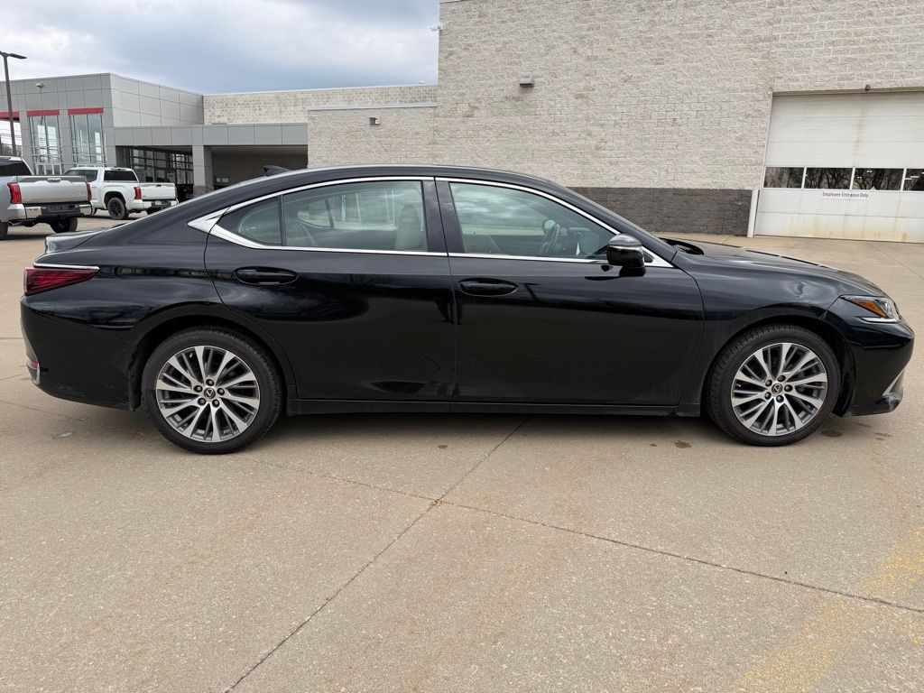 used 2021 Lexus ES car, priced at $26,903