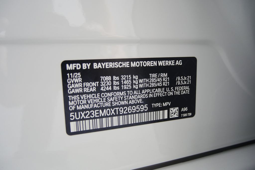 Thumbnail: 2026 BMW X7 - 28