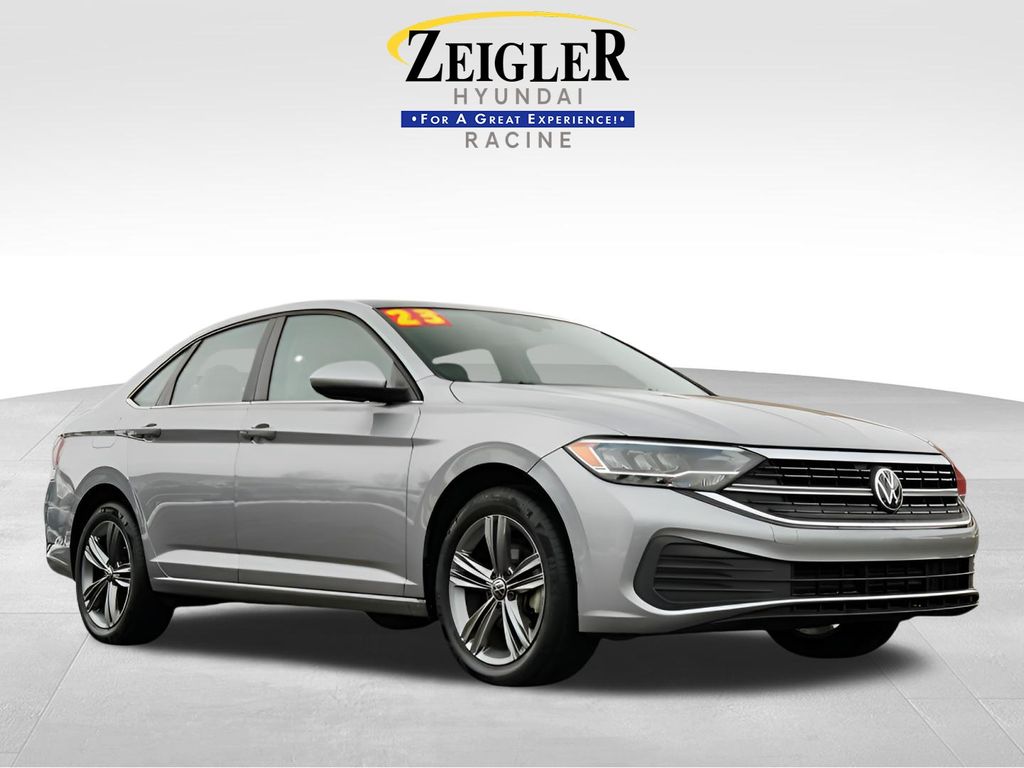 Silver Metallic 2023 Volkswagen Jetta 1.5T SE FWD Sedan Front-Wheel Drive 8-Speed Automatic