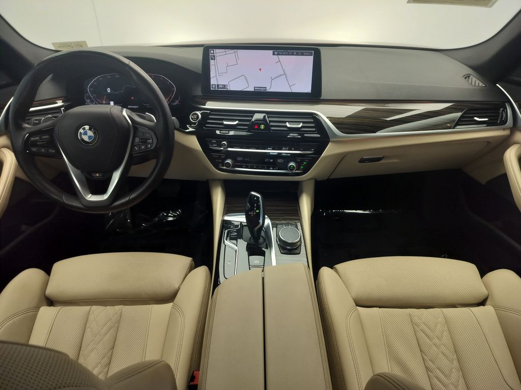 Thumbnail: 2023 BMW 5 Series - 11