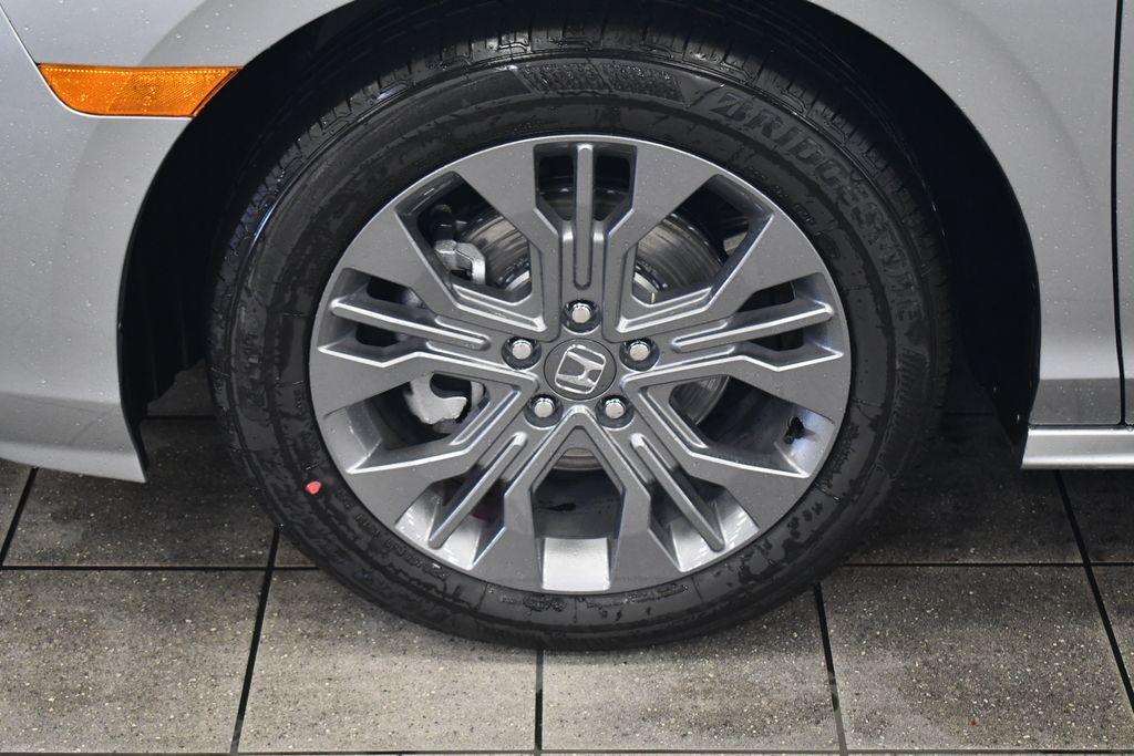 Thumbnail: 2026 Honda Odyssey - 7