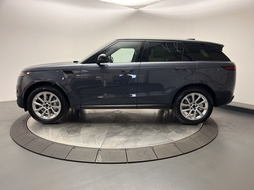 Thumbnail: 2026 Land Rover Range Rover Sport - 2