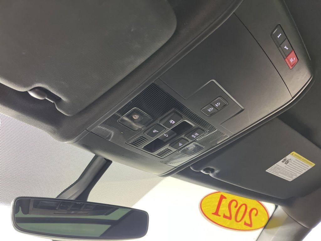 Thumbnail: 2021 Volkswagen Atlas - 26