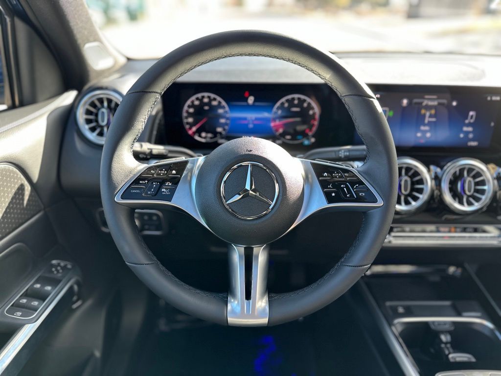 2024 Mercedes-Benz GLB GLB 250 19