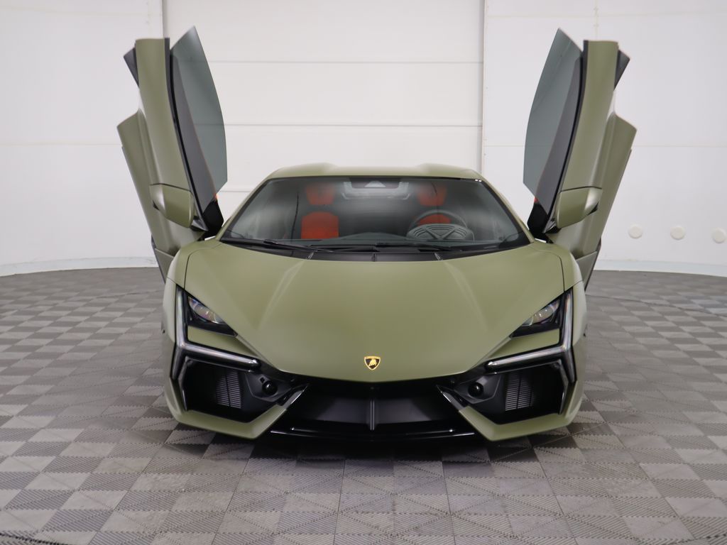 2024 Lamborghini   10