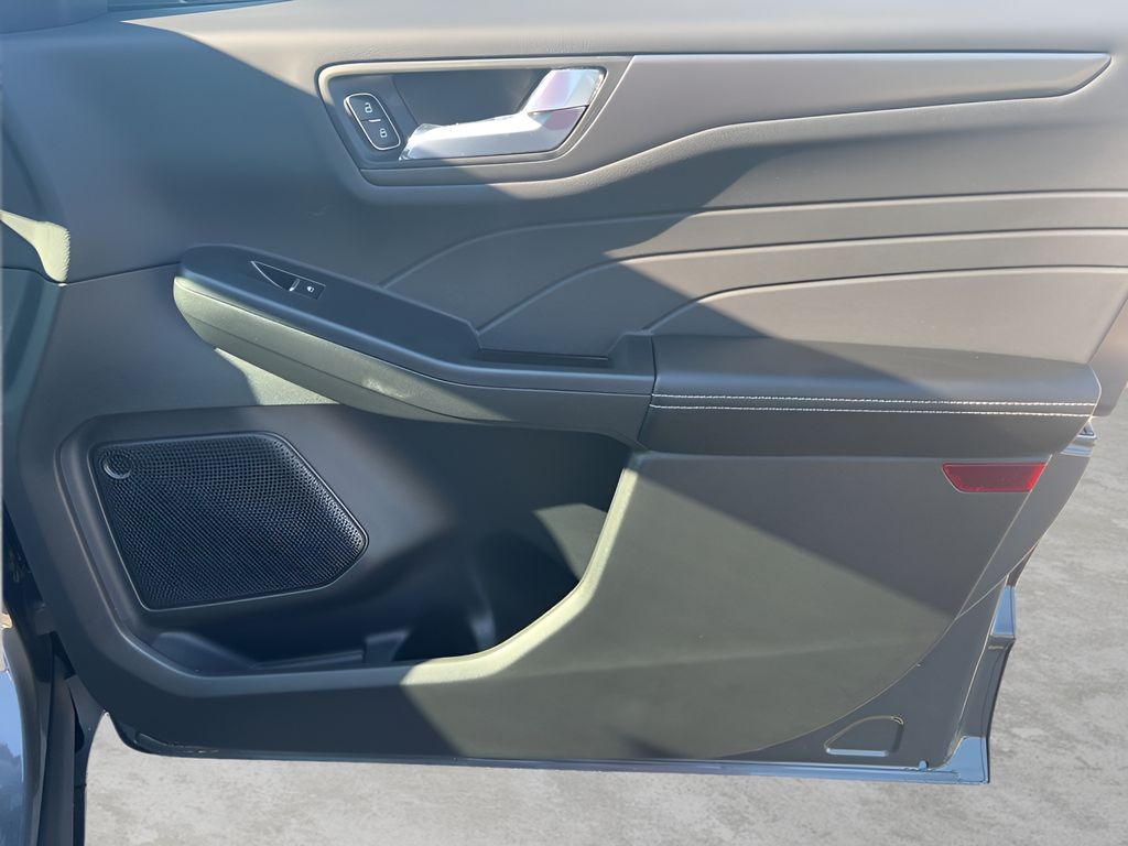2025 Ford Escape Plug-In Hybrid