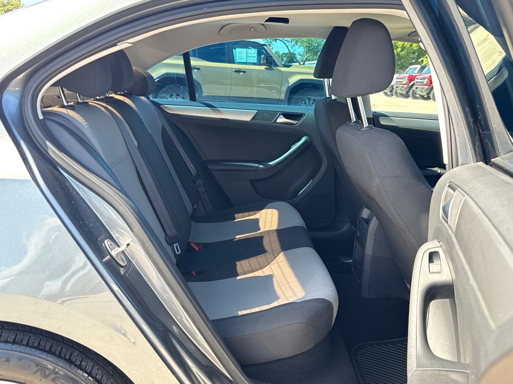 Certified Used 2017 Gray Volkswagen 1.4T S image 21