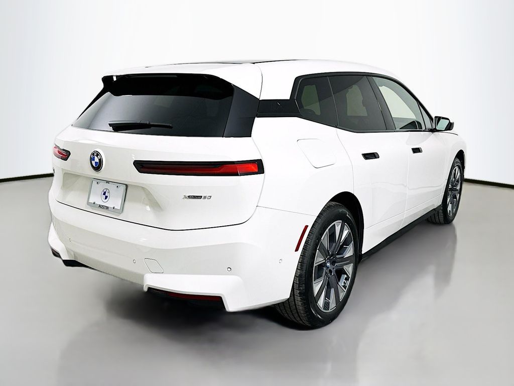 2026 BMW iX  5