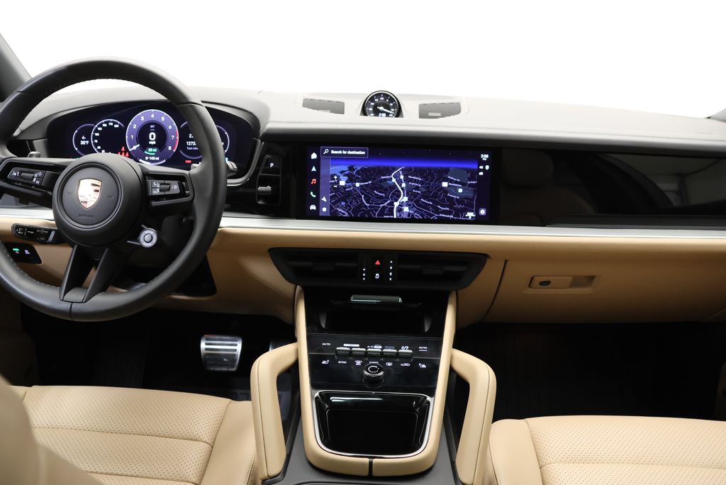 Thumbnail: 2024 Porsche Cayenne - 16