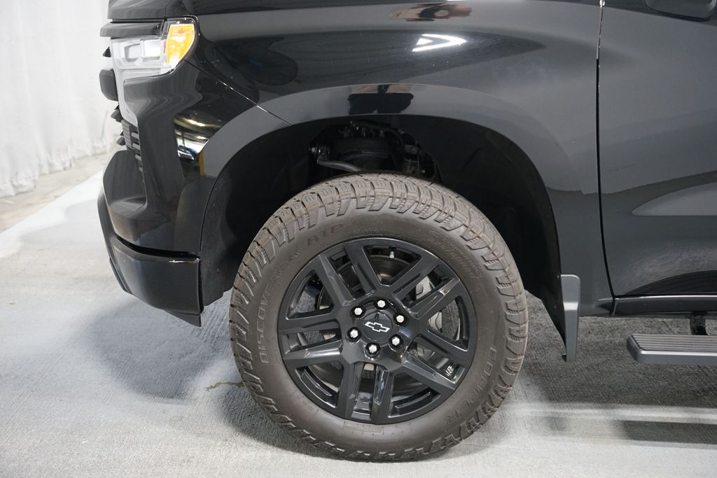 Thumbnail: 2024 Chevrolet Silverado 1500 - 5