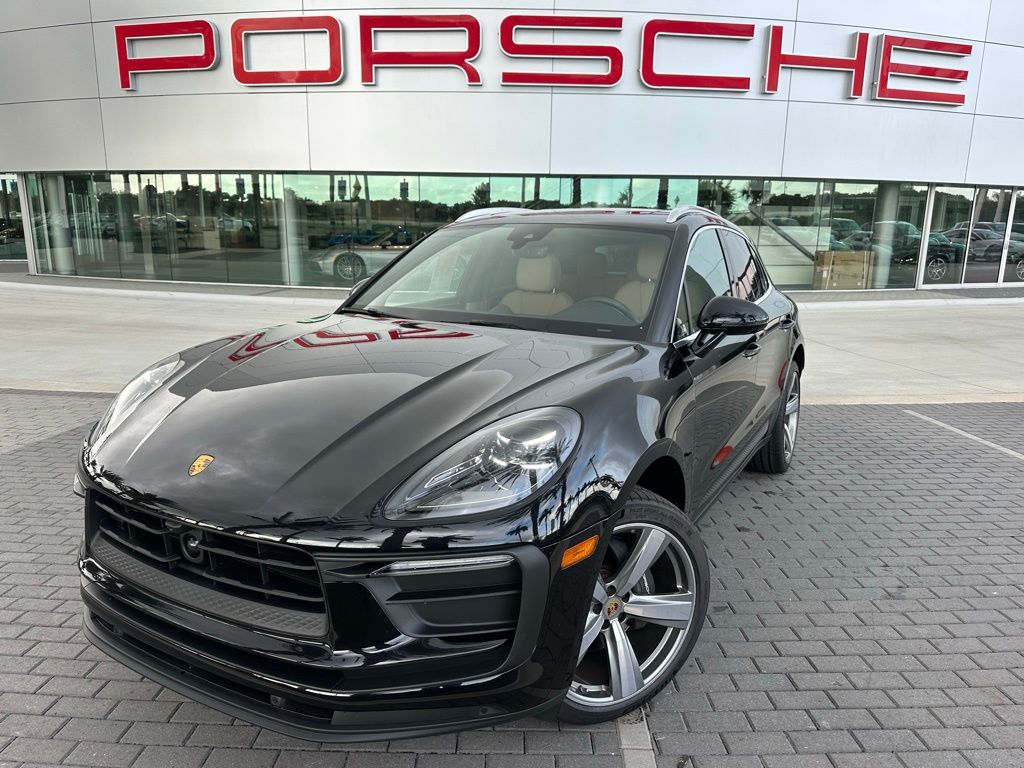 2023 Porsche Macan  -
                  Davie, FL