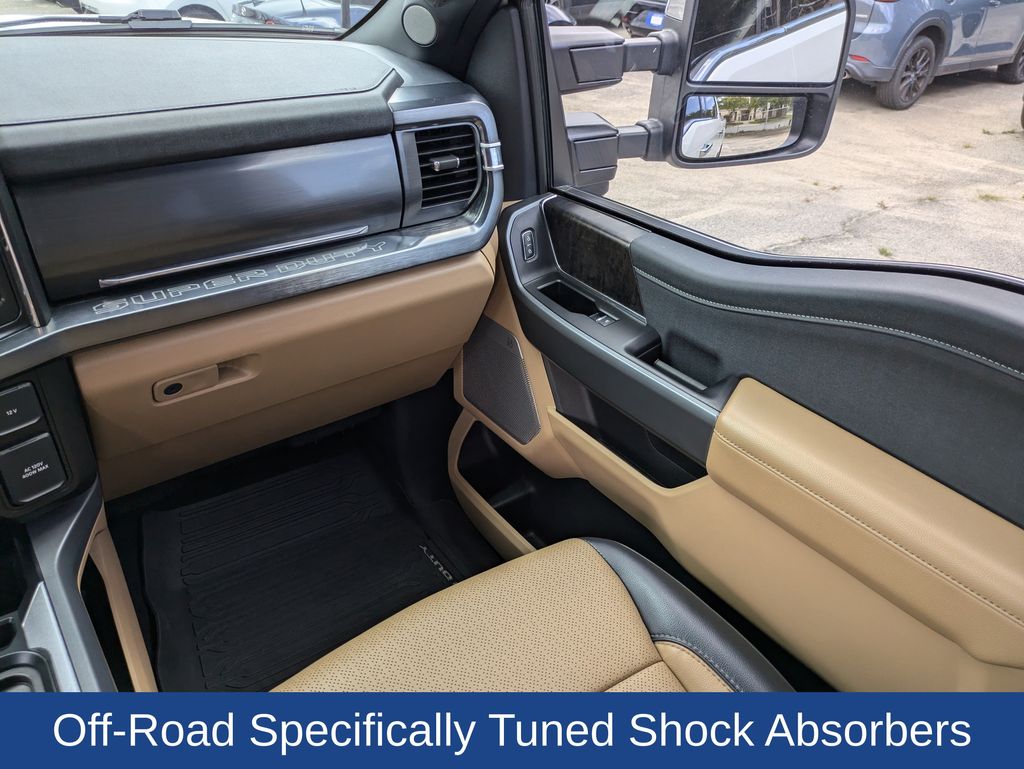 2025 Ford F-250 Super Duty LARIAT