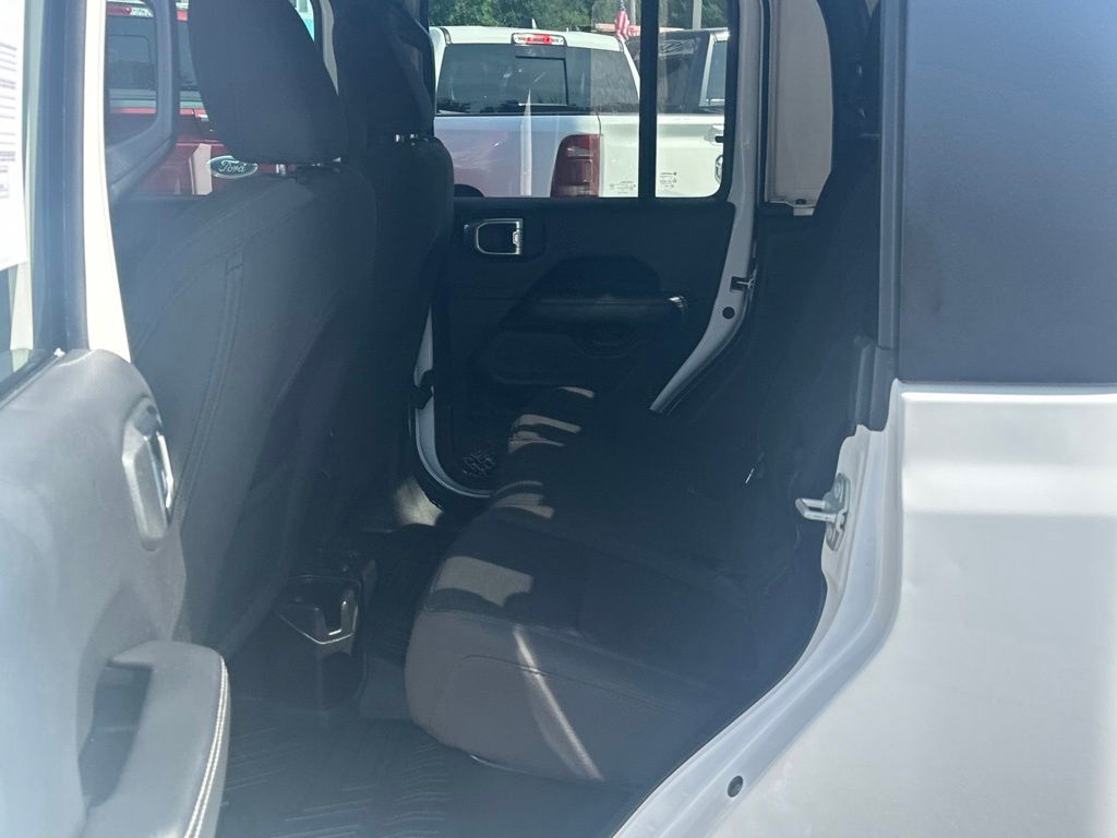 Used 2023 Jeep Gladiator Truck
