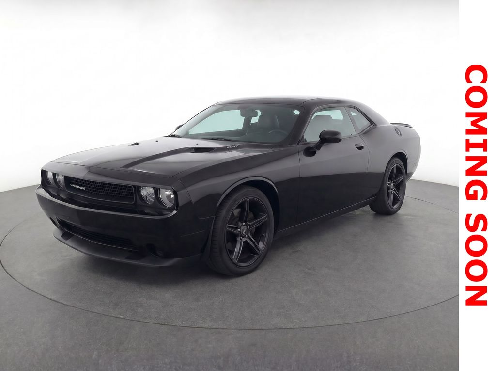 2013 Dodge Challenger SXT's photo