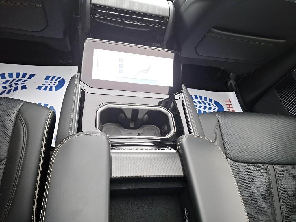 2024 Grand Wagoneer L Grand Wagoneer L