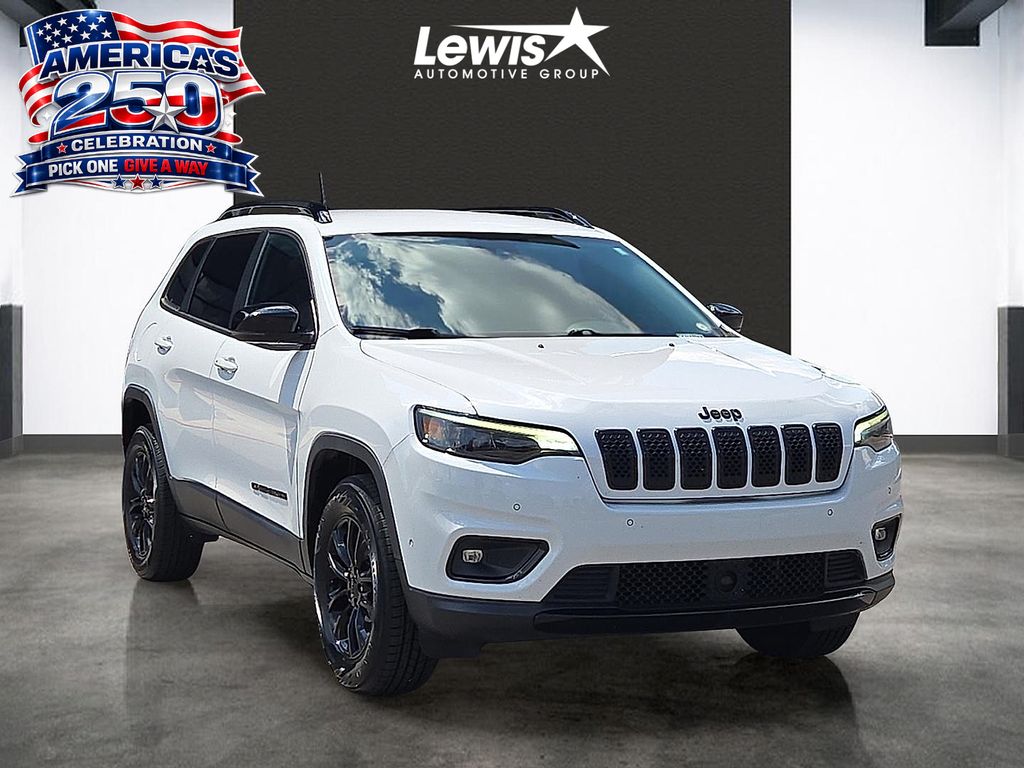 Used 2023 Jeep Cherokee Altitude For Sale in Farmington, AR