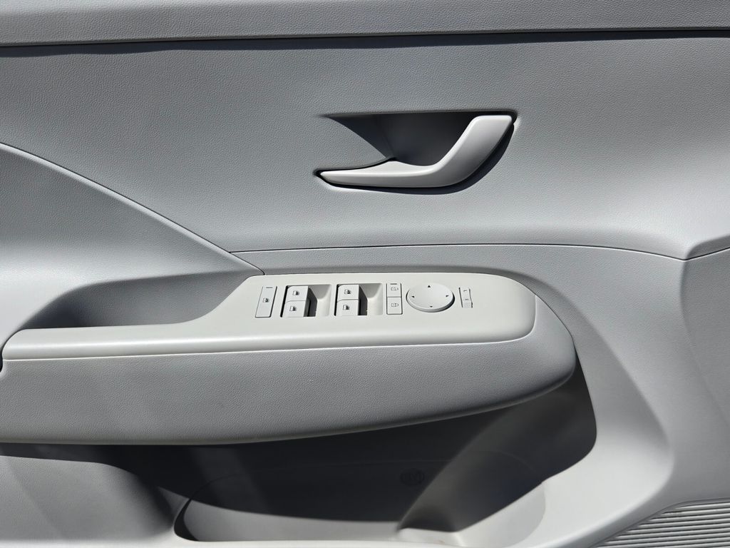 2024 Hyundai Kona - $19,719
