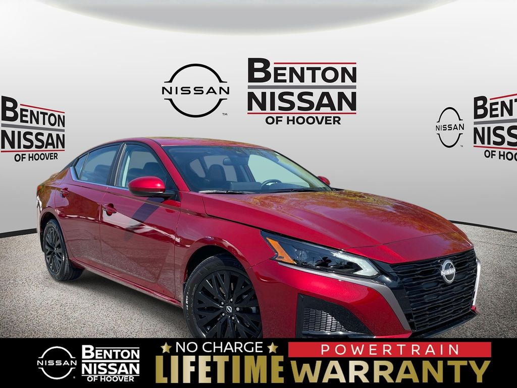 Red (Scarlet Ember Tintcoat) 2026 Nissan Altima 2.5 SV FWD Sedan Front-Wheel Drive Continuously Variable Transmission