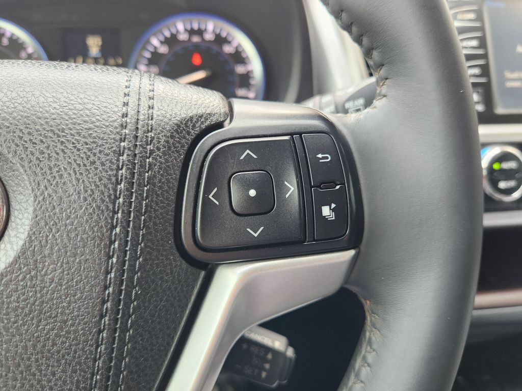 2016 Toyota Highlander Limited Black at Autostrade
