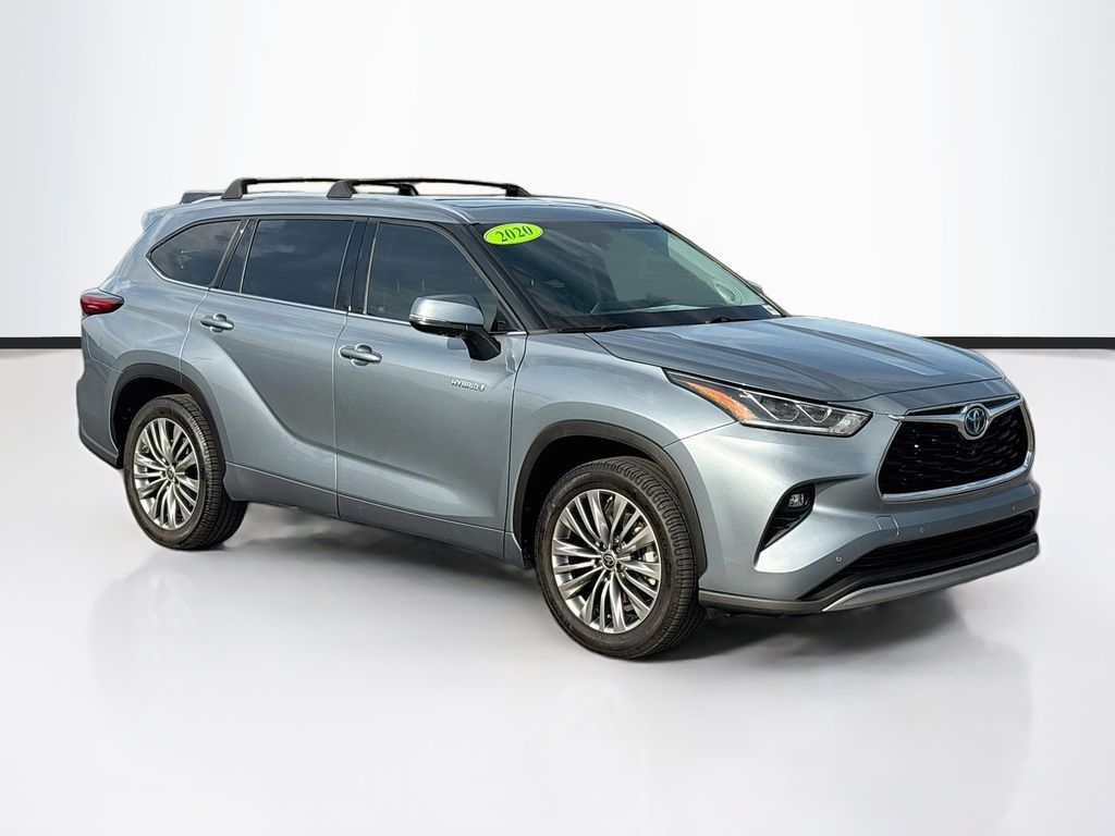Thumbnail: 2020 Toyota Highlander - 3