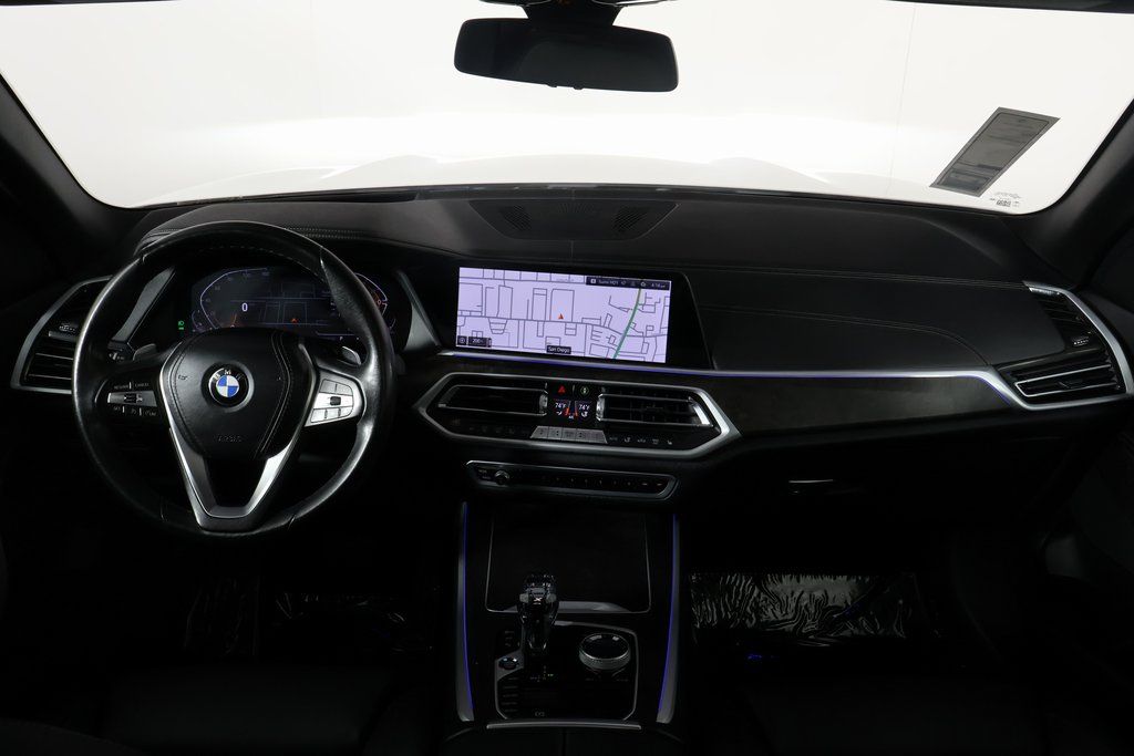 2022 BMW X5 sDrive40i 8