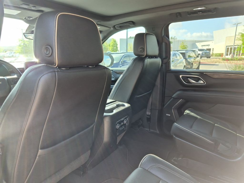 Used Car 2021 Chevrolet Suburban  Premier For Sale Under $50,000 In Austin, Texas