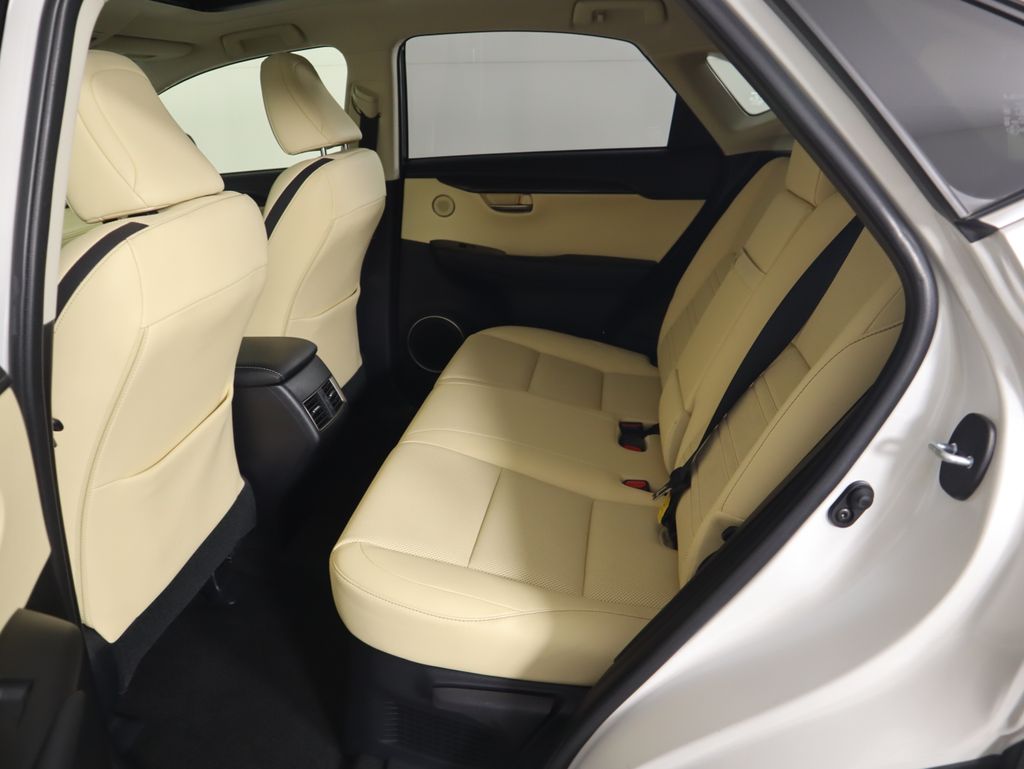 2016 Lexus NX 200t 21