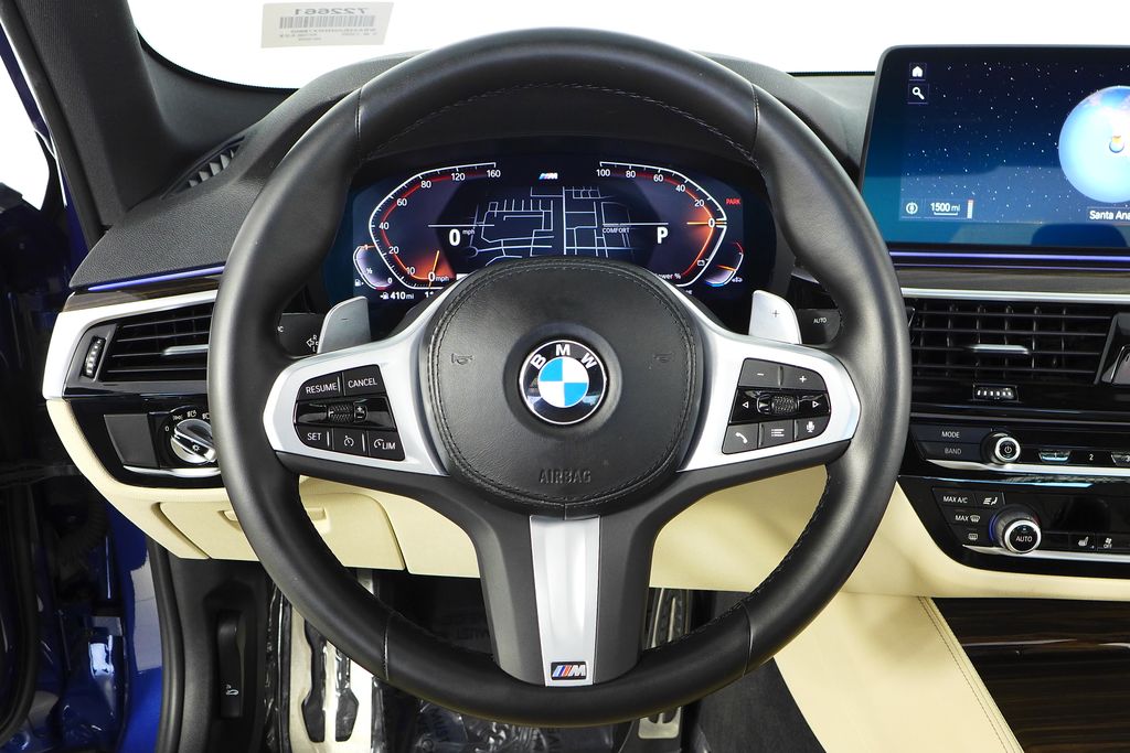 Thumbnail: 2022 BMW 5 Series - 26