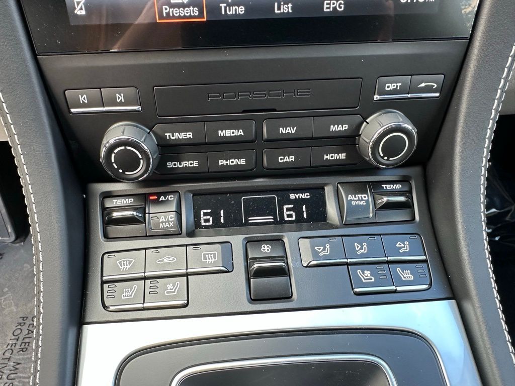 Thumbnail: 2025 Porsche 718 Boxster - 25