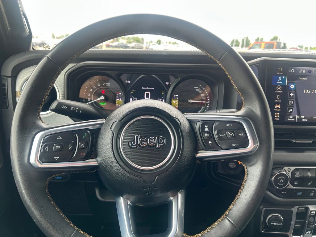 Used 2024 Jeep Wrangler SUV