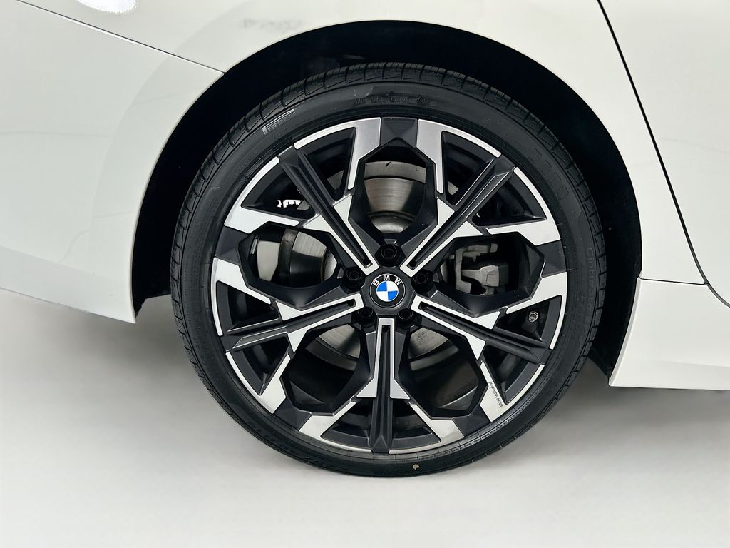 Thumbnail: 2026 BMW 3 Series - 32