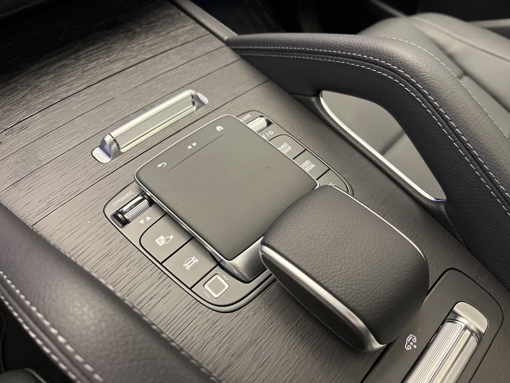 Thumbnail: 2026 Mercedes-Benz GLS - 20