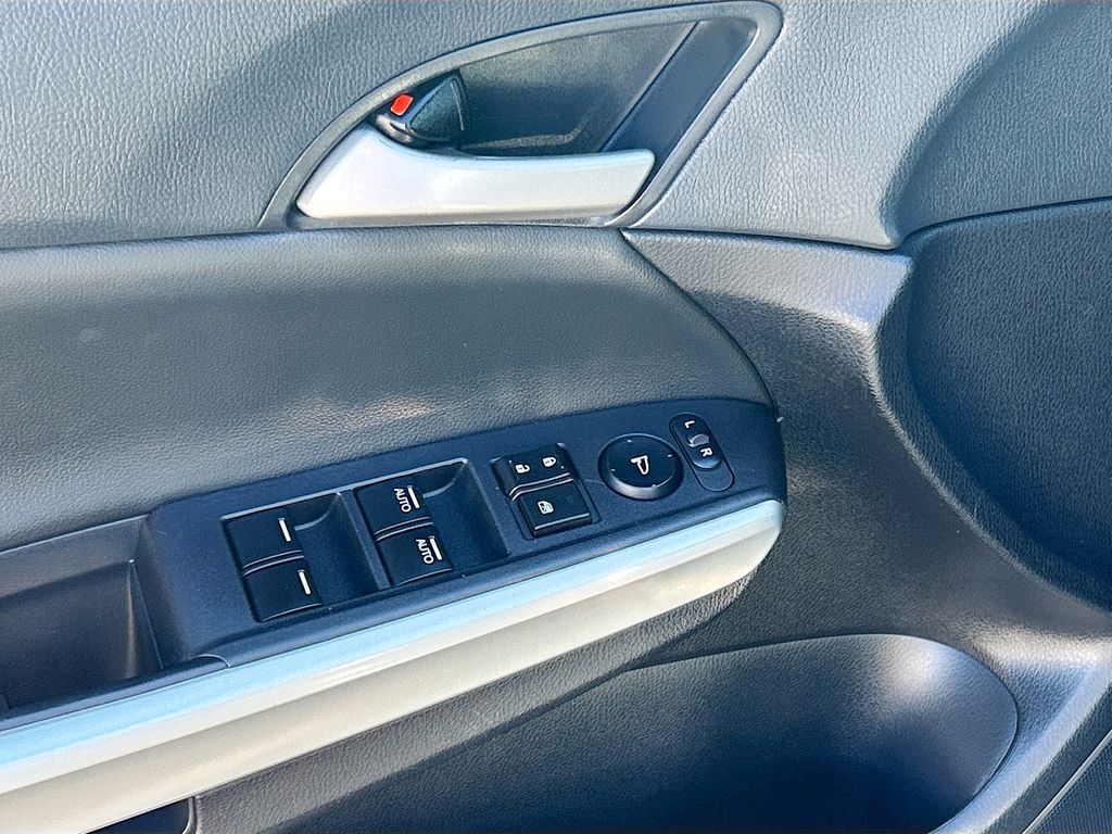 Thumbnail: 2008 Honda Accord - 16
