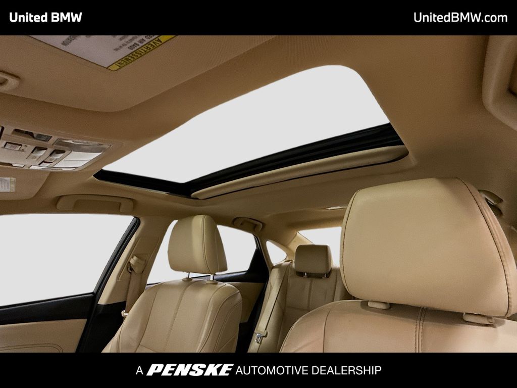 Thumbnail: 2016 Toyota Avalon - 12