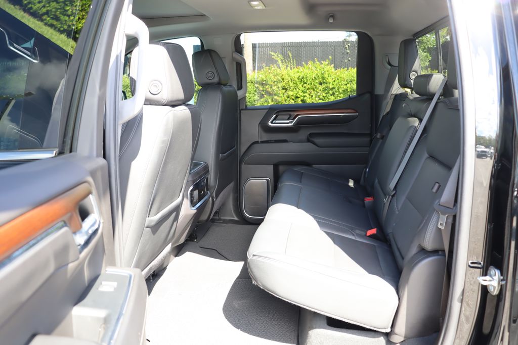 Thumbnail: 2024 GMC Sierra 1500 - 19