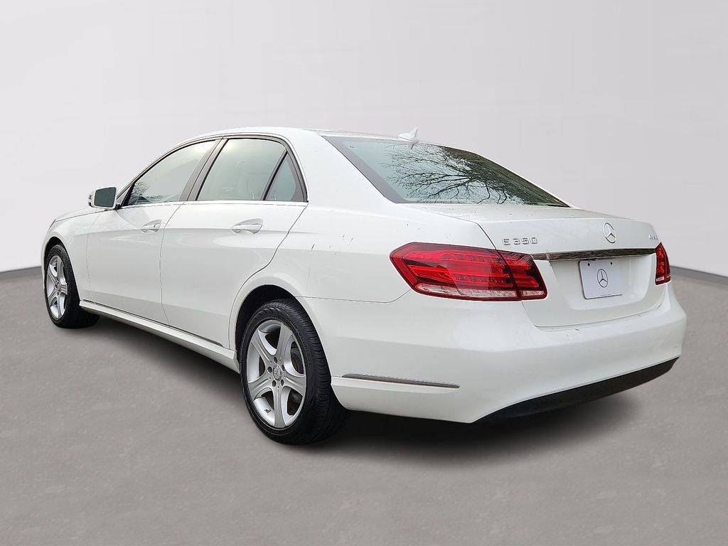 Thumbnail: 2014 Mercedes-Benz E-Class - 6