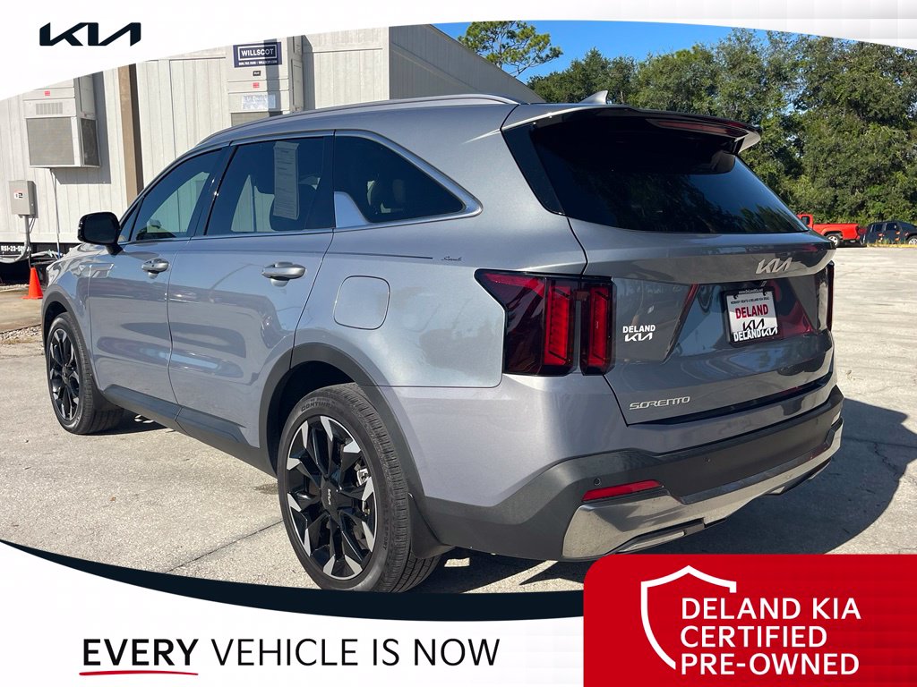 Used 2025 Kia Sorento SUV
