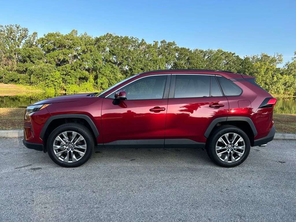 2023 Toyota RAV4 XLE Premium 2