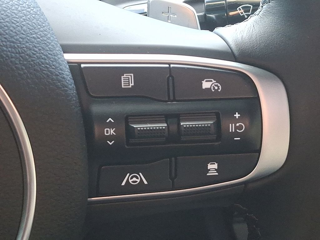 Thumbnail: 2026 Kia K5 - 23