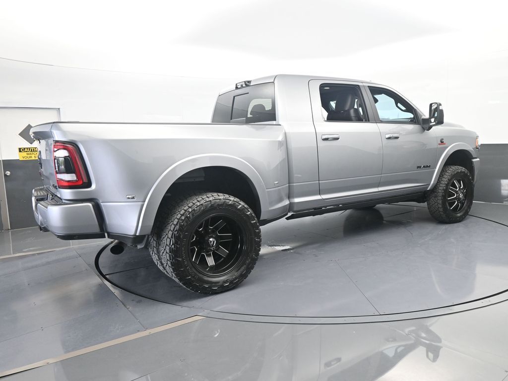 Used 2024 Billet Silver Metallic Clearcoat Ram Limited image 6