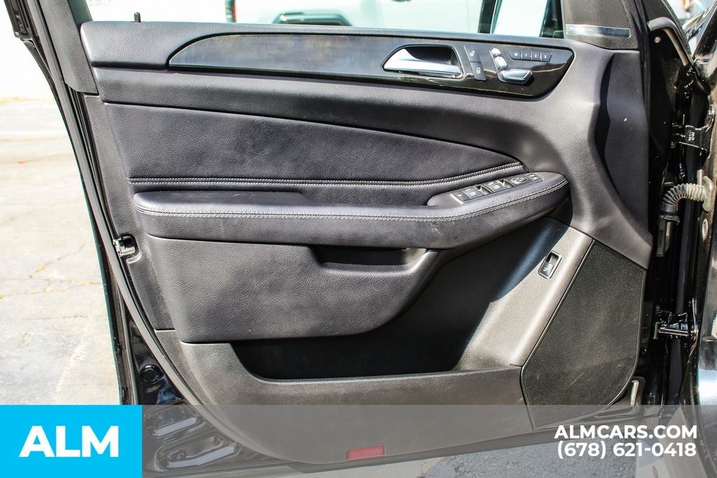 Used 2018  Mercedes-Benz GLE 350 image 32