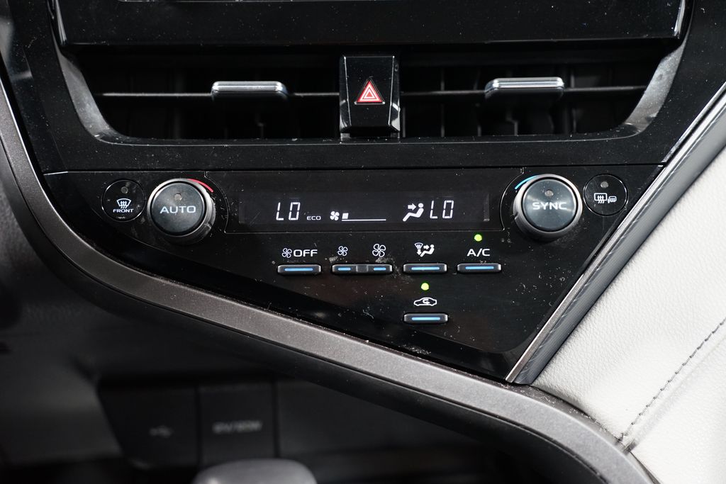 2023 Toyota Camry SE 20
