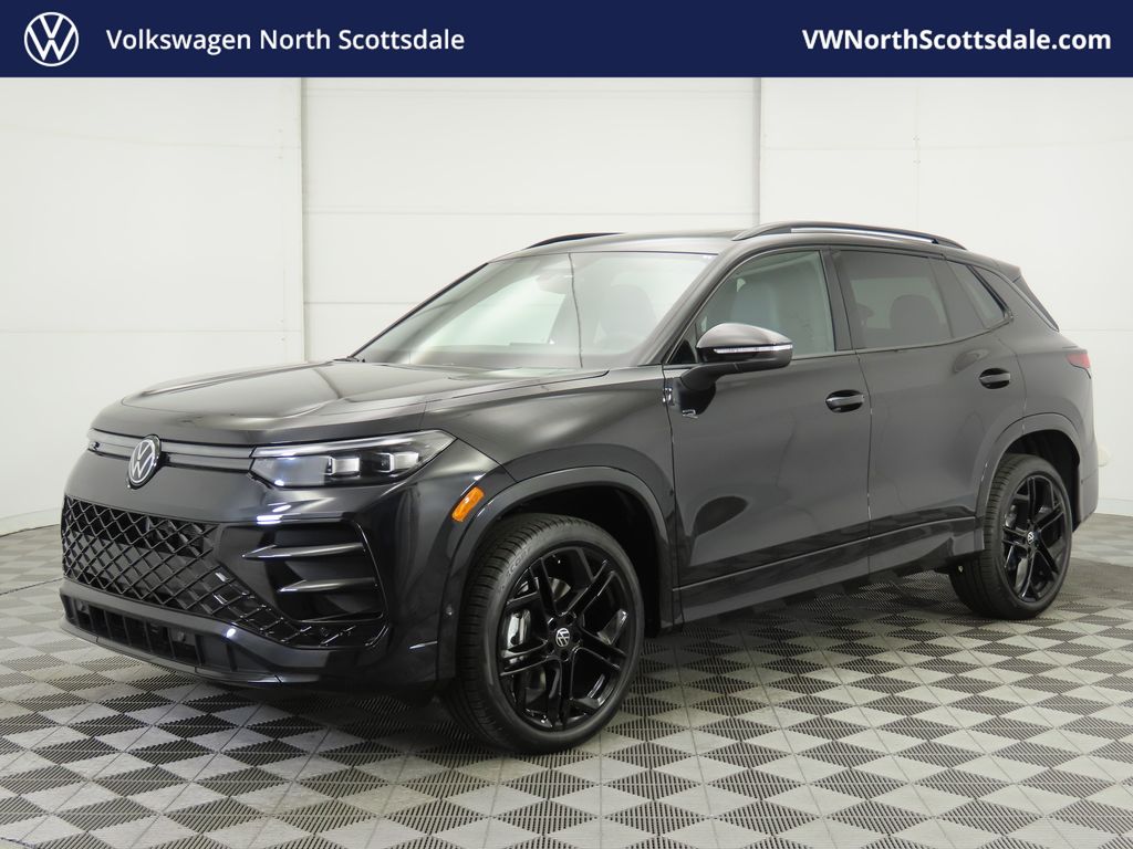 2025 Volkswagen Tiguan SE R-Line Black Hero Image