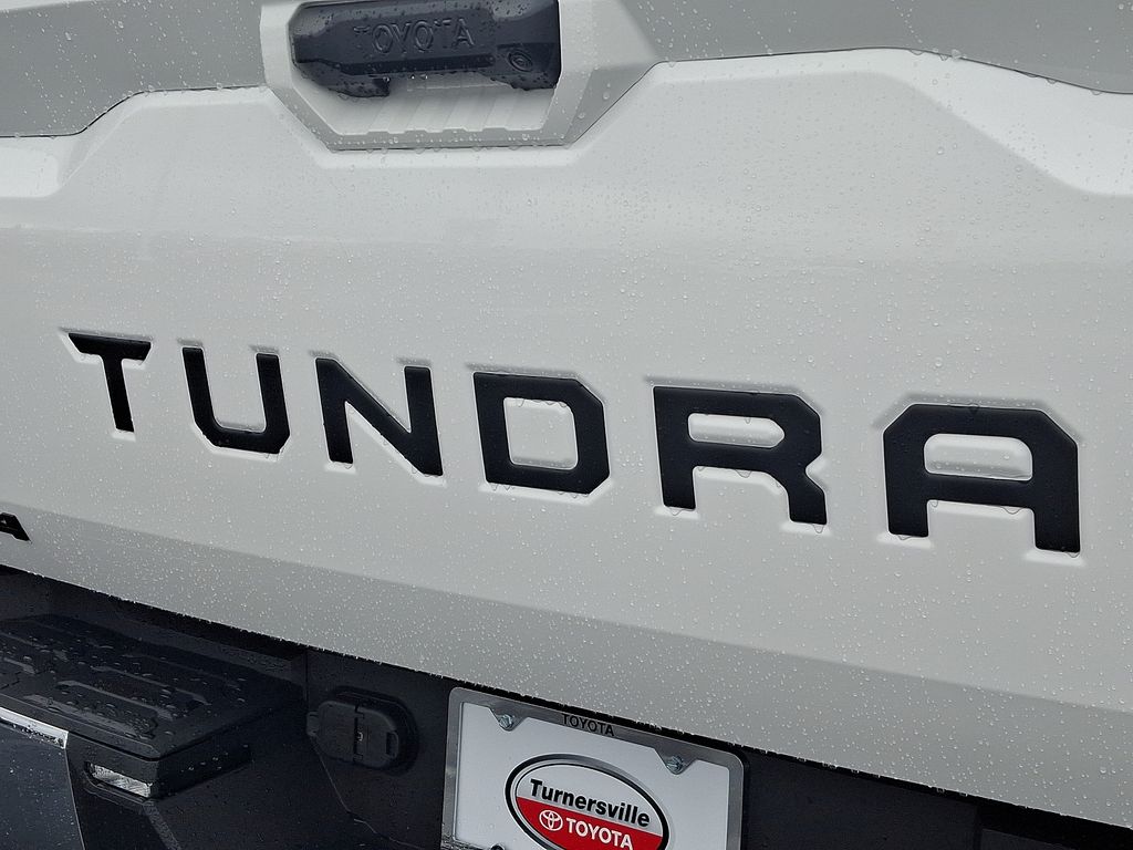 2025 Toyota Tundra SR5 5