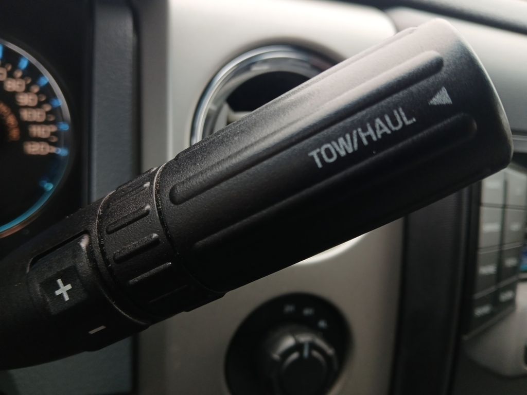 Used Car 2013 Ford F-150  Xlt For Sale Under $12,000 In Austin, Texas