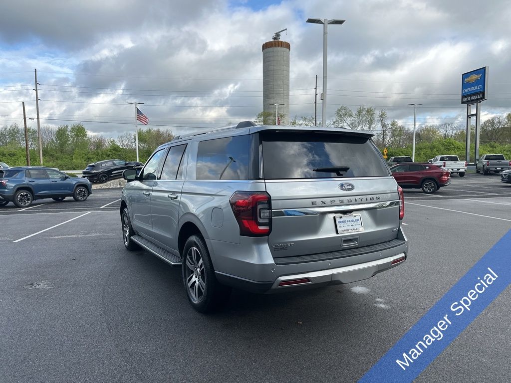 2022 Ford Expedition Max Limited photo
