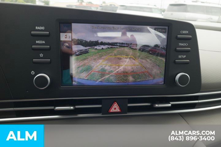 Used 2025 Blue Hyundai SEL Sport image 22