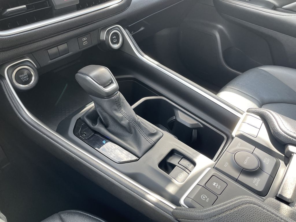 Used 2025 Toyota Grand Highlander SUV